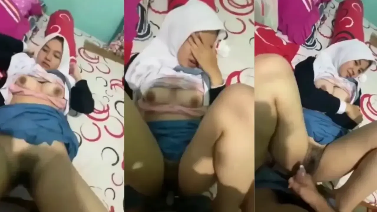 Jilbab SMA pulang sekolah ngentot sama pacar poster